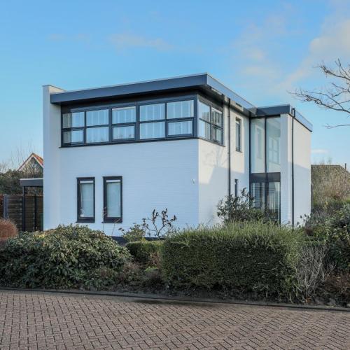 Uitbreiding boven op woning