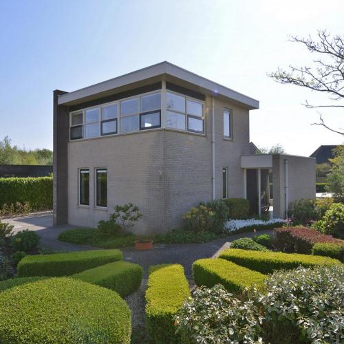 Uitbreiding boven op woning